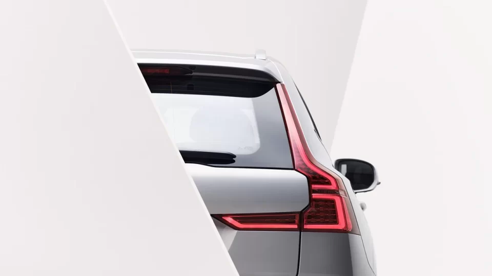 xc60-gallery-3-16x9